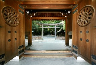 torii gate, Meiji-jingu Shrine, Japan